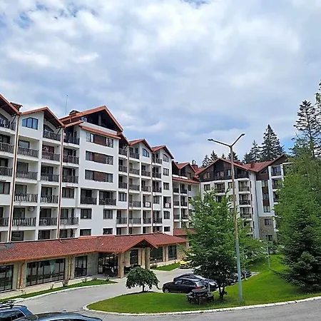 Mountain Paradise In Borovets Gardens 4*